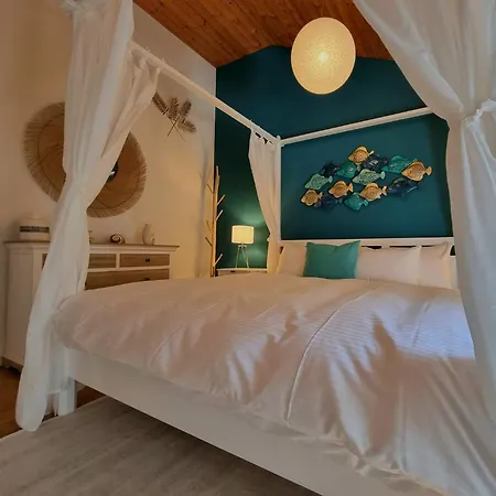 Fischerhuesli Directly On Thun Därligen