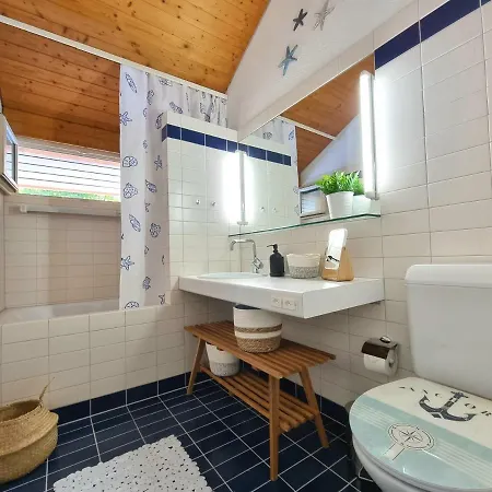 Fischerhuesli Directly On Thun Därligen