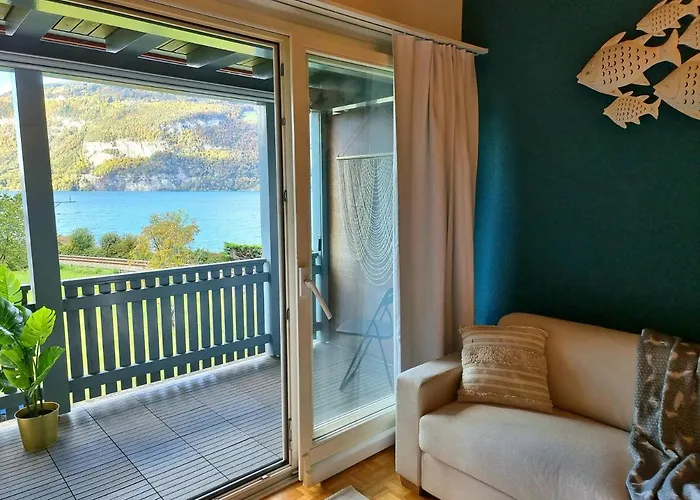 Апартаменты Fischerhuesli Directly On Thun *